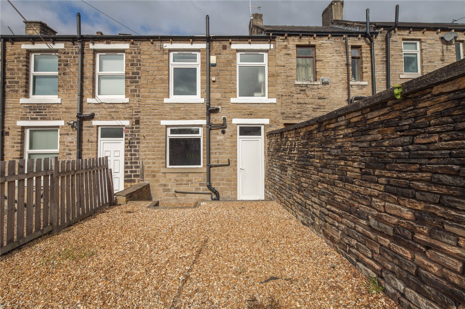 24 Victoria Street, Huddersfield, HD5 Image 14