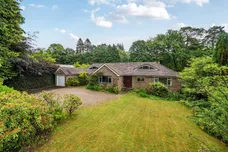 Pine Bank, Hindhead, GU26 photo 1