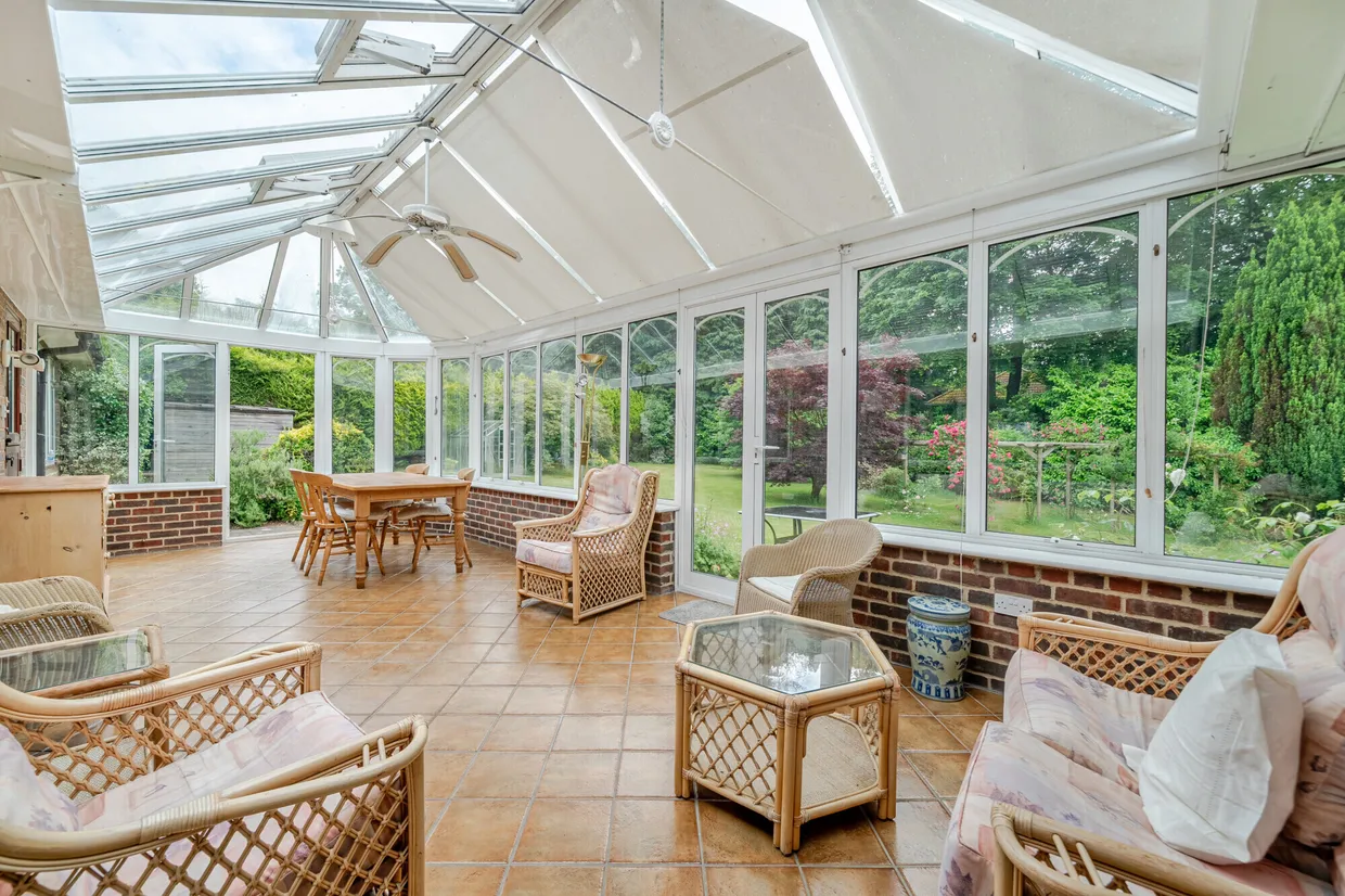 Pine Bank, Hindhead, GU26 photo 7