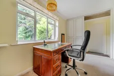 Pine Bank, Hindhead, GU26 photo 8