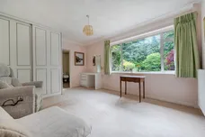 Pine Bank, Hindhead, GU26 photo 9
