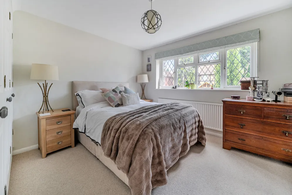 Newark Road, Windlesham, GU20 photo 8