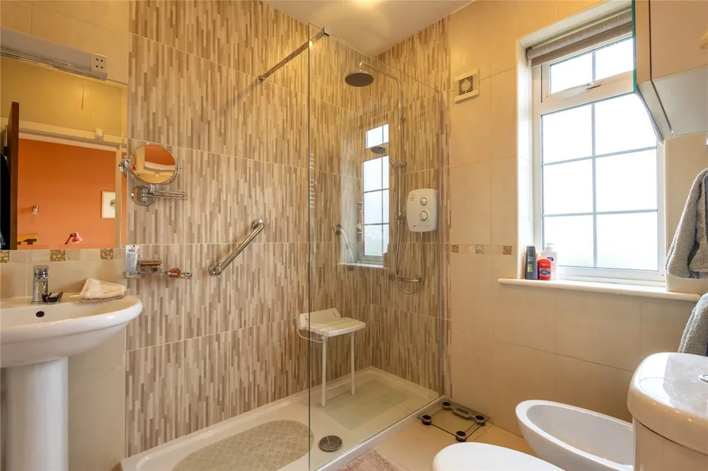11 Glenbrook Park, Delgany, Co. Wicklow, A63
