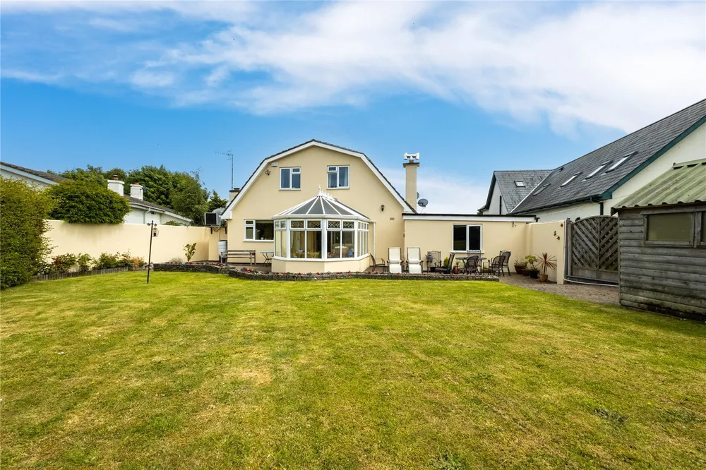 11 Glenbrook Park, Delgany, Co. Wicklow, A63