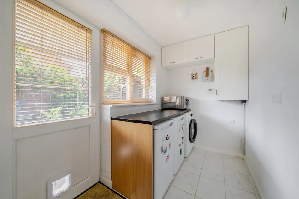 Farmers Way, Seer Green, HP9 photo 11