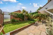 Farmers Way, Seer Green, HP9 photo 18