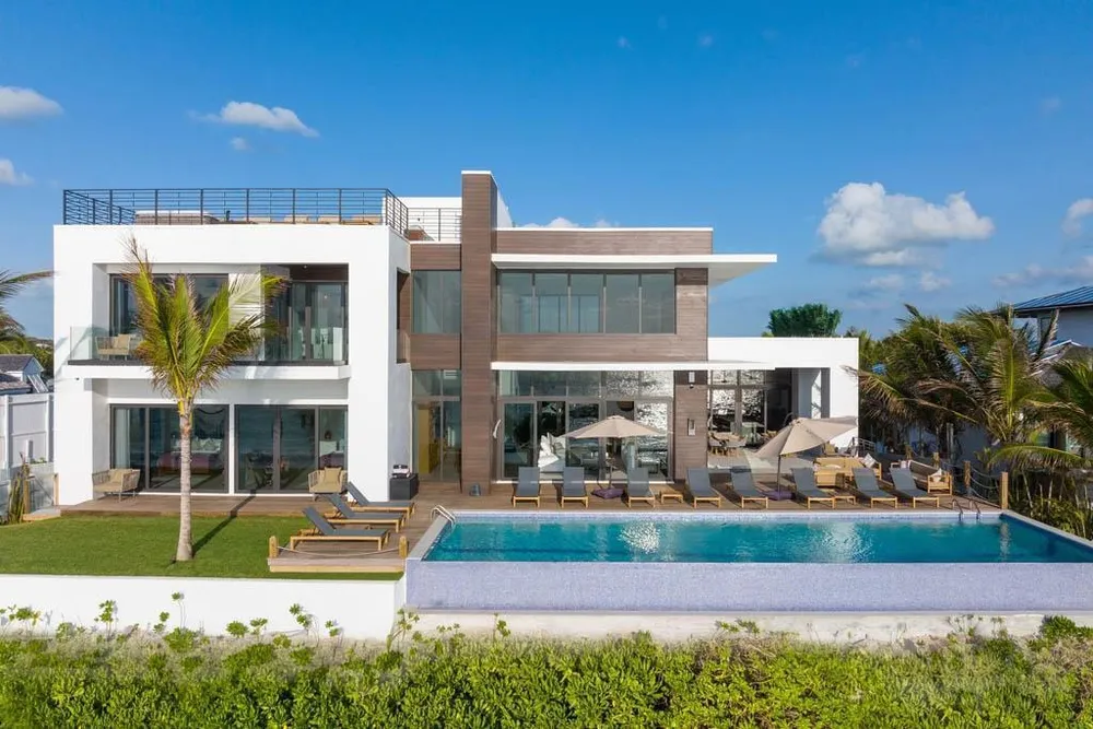 Triana Shores Harbour Island