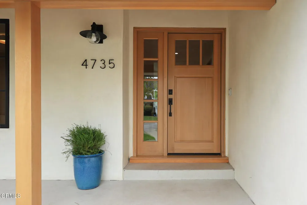 4735 Indianola Way, La Canada Flintridge, CA 91011