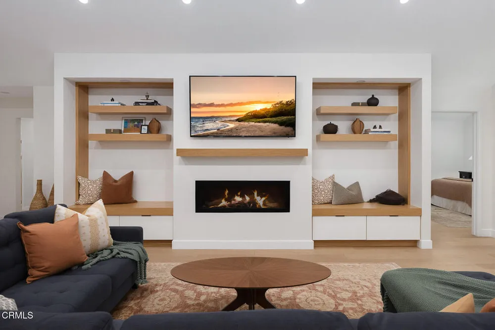4735 Indianola Way, La Canada Flintridge, CA 91011