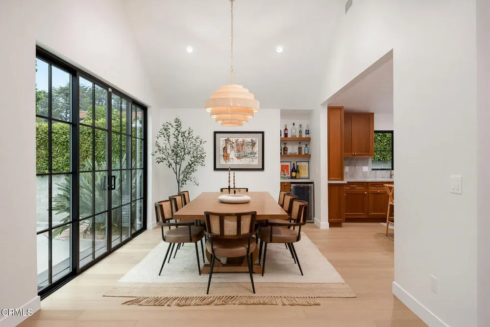 4735 Indianola Way, La Canada Flintridge, CA 91011