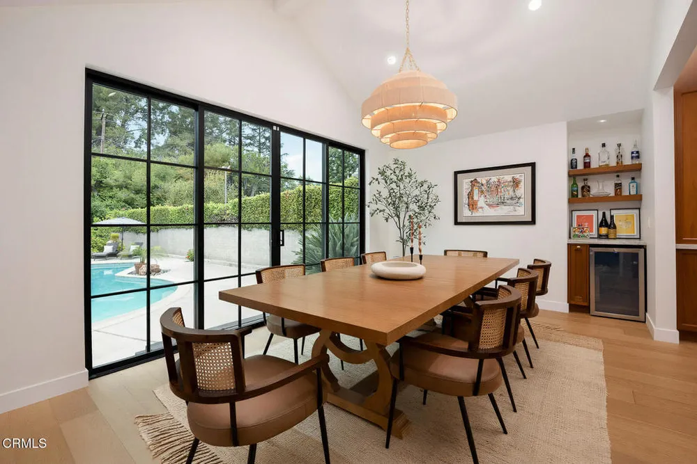 4735 Indianola Way, La Canada Flintridge, CA 91011