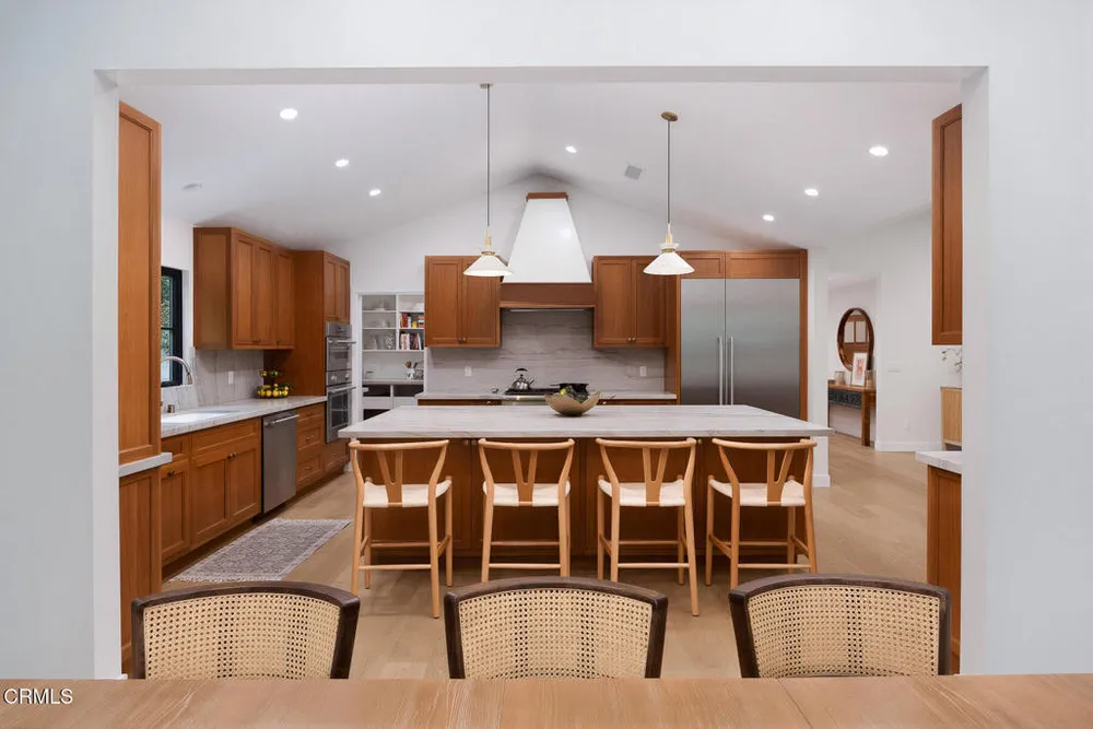 4735 Indianola Way, La Canada Flintridge, CA 91011