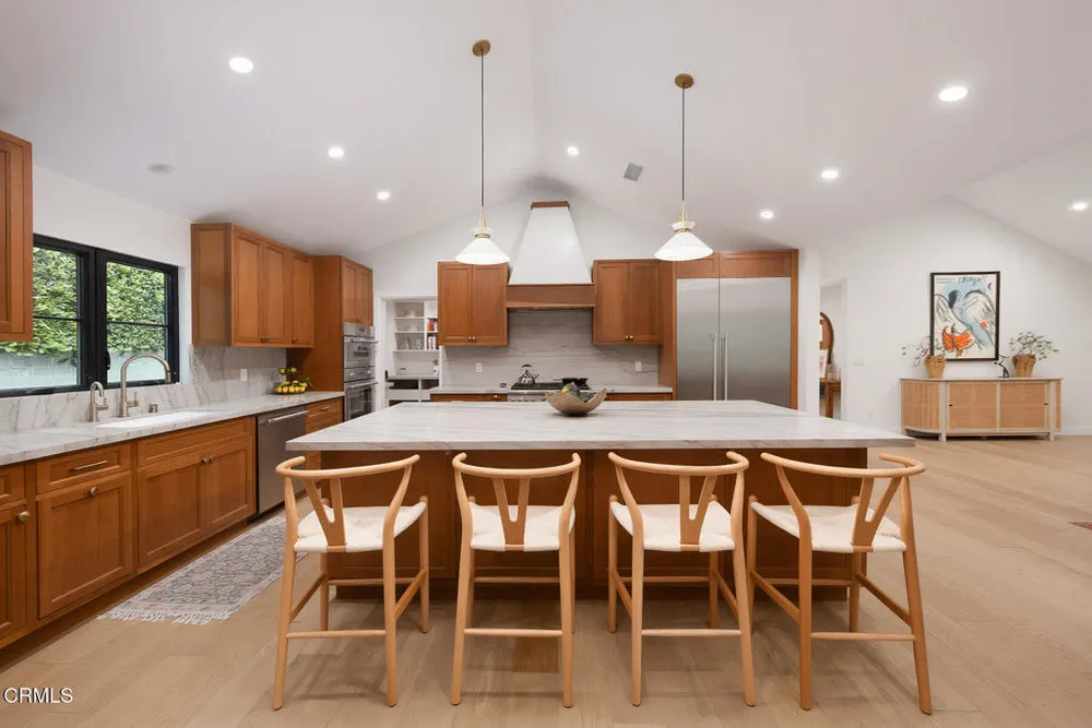 4735 Indianola Way, La Canada Flintridge, CA 91011
