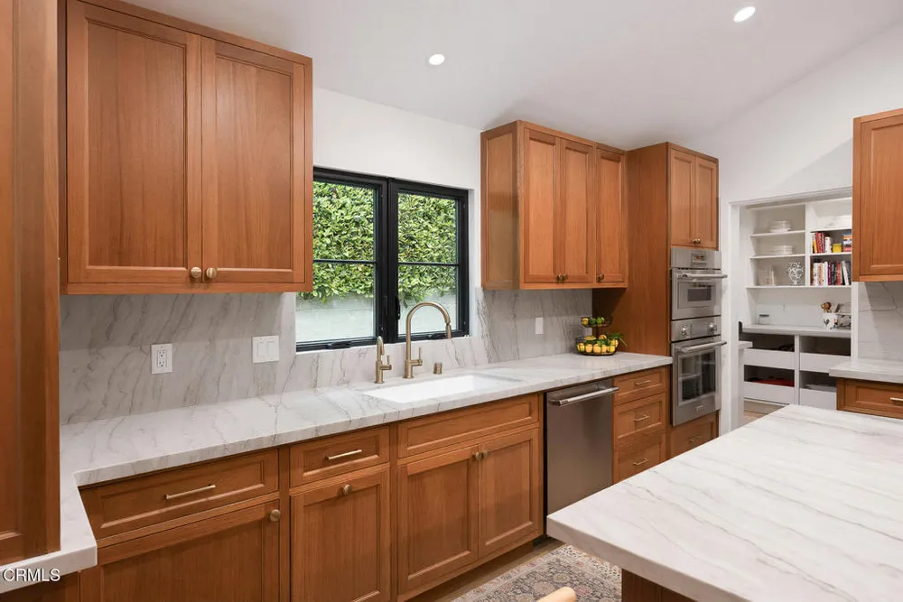 4735 Indianola Way, La Canada Flintridge, CA 91011