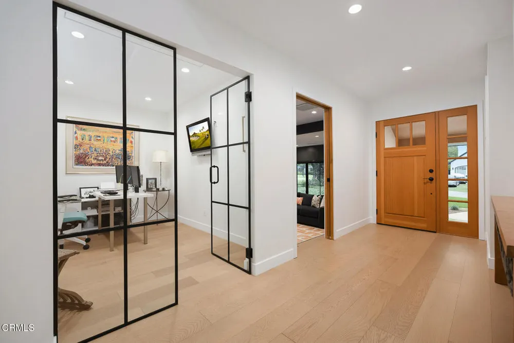 4735 Indianola Way, La Canada Flintridge, CA 91011