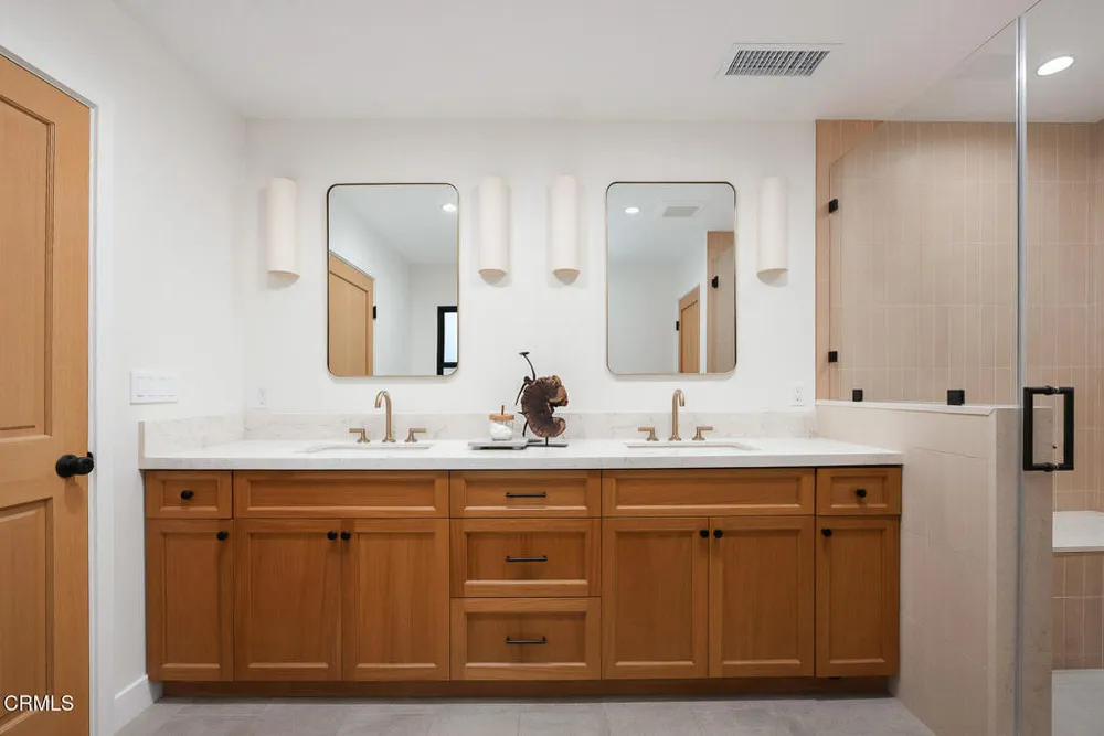 4735 Indianola Way, La Canada Flintridge, CA 91011