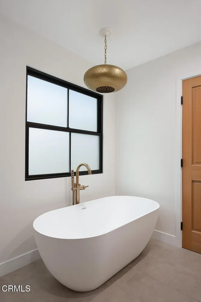 4735 Indianola Way, La Canada Flintridge, CA 91011