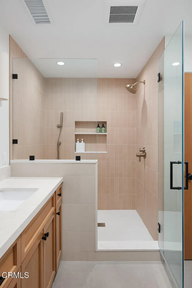 4735 Indianola Way, La Canada Flintridge, CA 91011