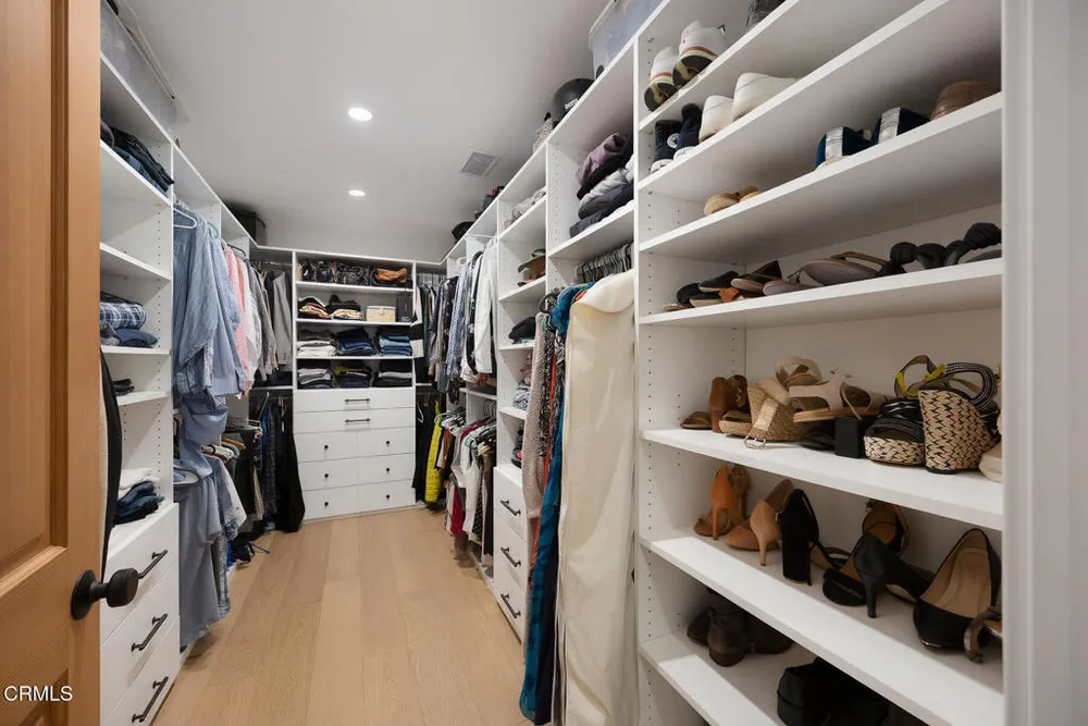 4735 Indianola Way, La Canada Flintridge, CA 91011