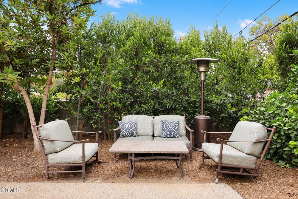 4735 Indianola Way, La Canada Flintridge, CA 91011