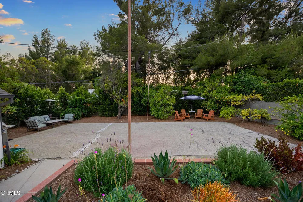 4735 Indianola Way, La Canada Flintridge, CA 91011