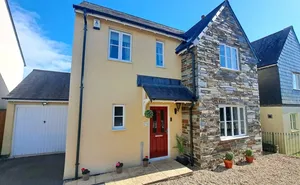 Boconnoc Avenue, Callington, Cornwall, PL17 photo