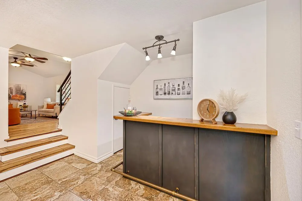 8340 Marina Greens Way, Sacramento, CA 95826