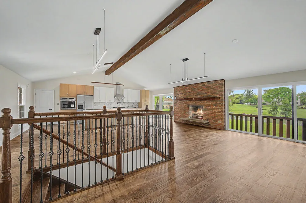 15 Turning Shore Dr, South Barrington, IL 60010