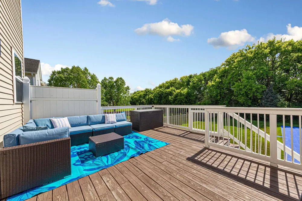 13837 Azalea Ave, Rosemount, MN 55068