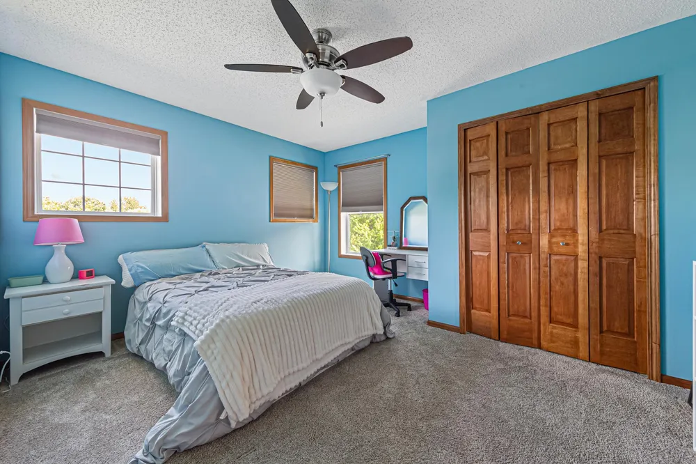 13837 Azalea Ave, Rosemount, MN 55068