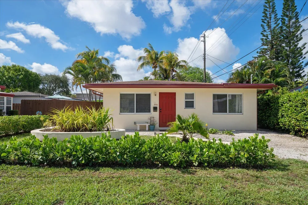1645 NE 16th Ave, Fort Lauderdale, FL 33305