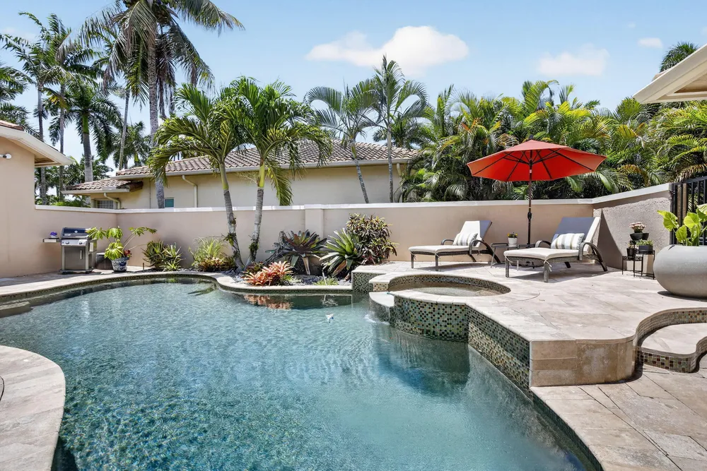 2483 Eagle Watch Ct, Weston, FL 33327
