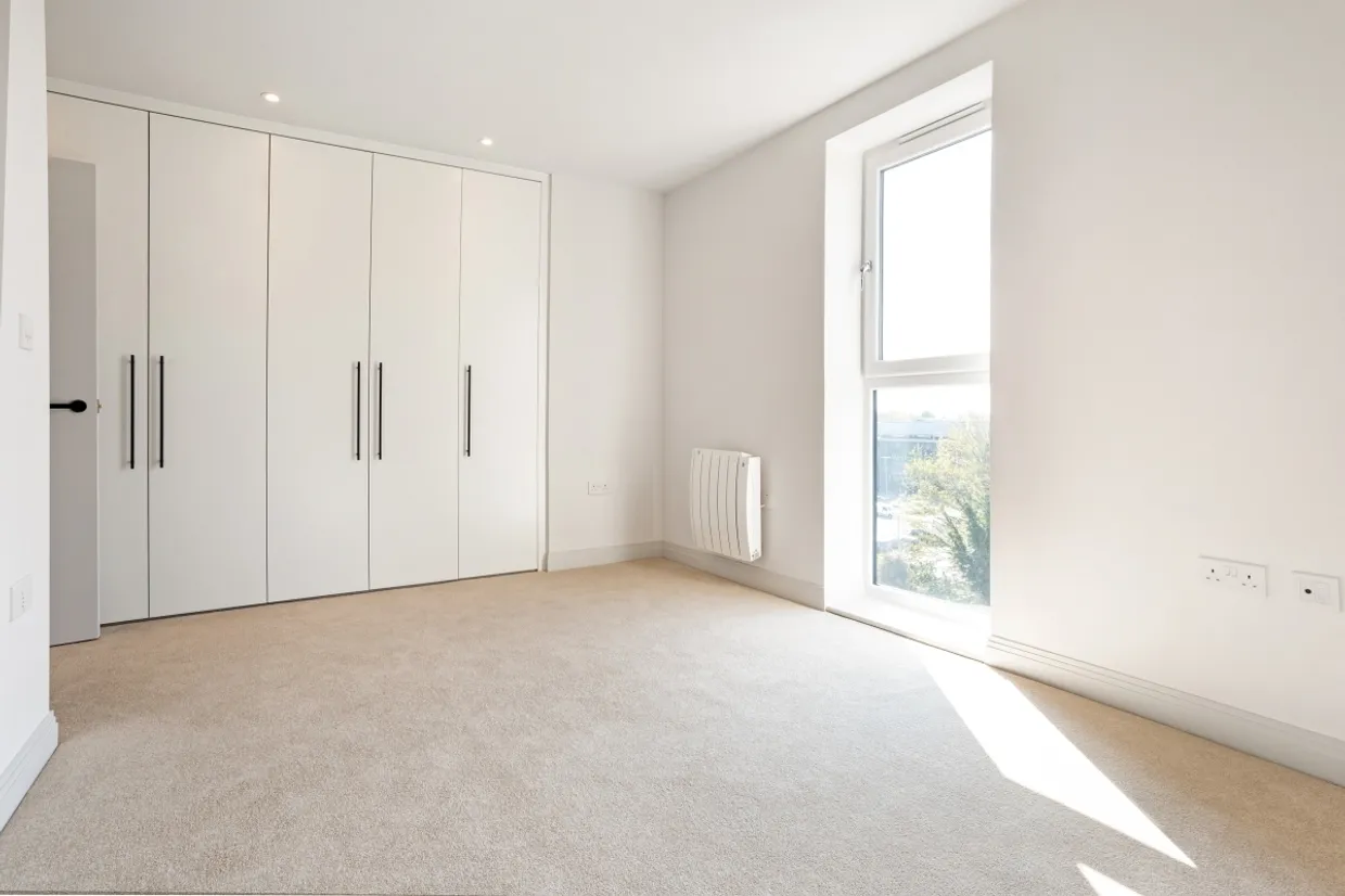Albion Way Horsham RH12 photo 6