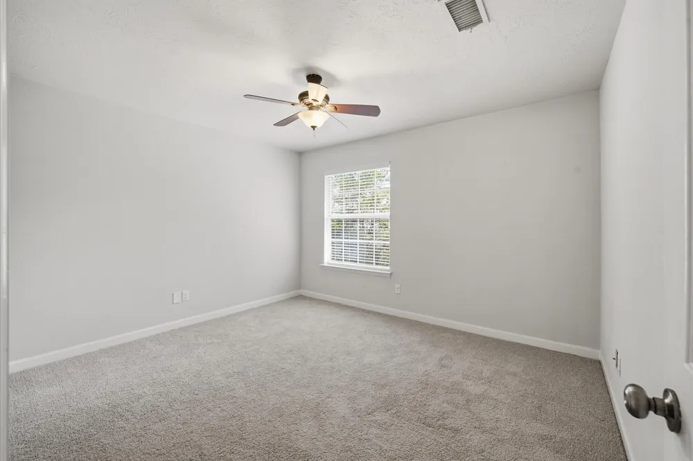74 W Summer Storm Circle, The Woodlands, TX 77381