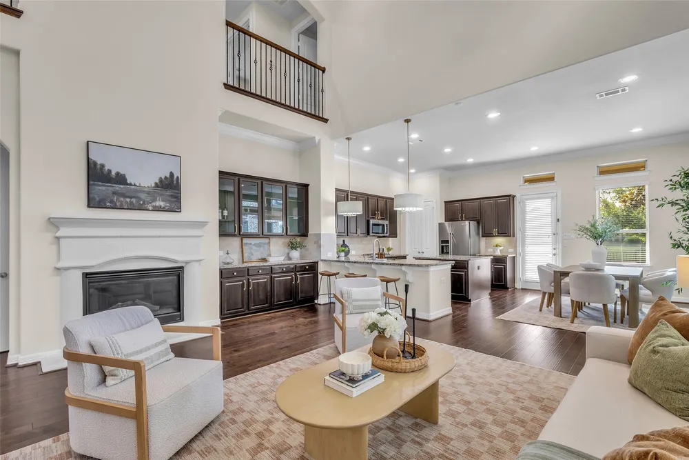 2105 Westbourne Park Dr, Houston, TX 77077