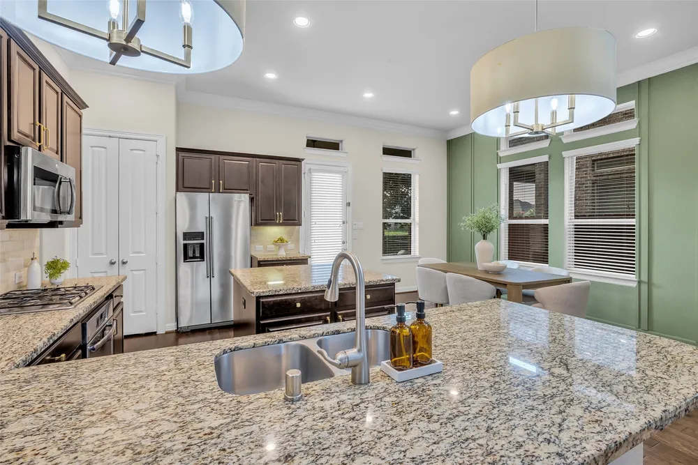 2105 Westbourne Park Dr, Houston, TX 77077