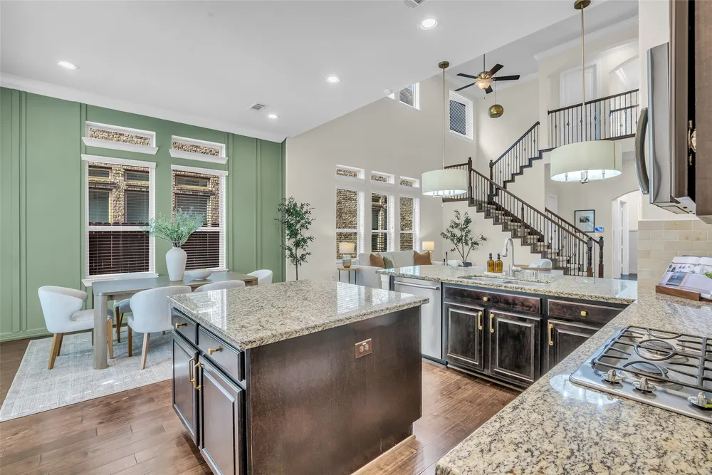 2105 Westbourne Park Dr, Houston, TX 77077