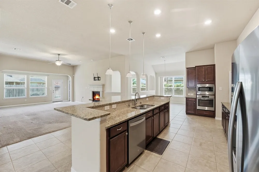 23722 Bernshausen Dr, Spring, TX 77389-2059