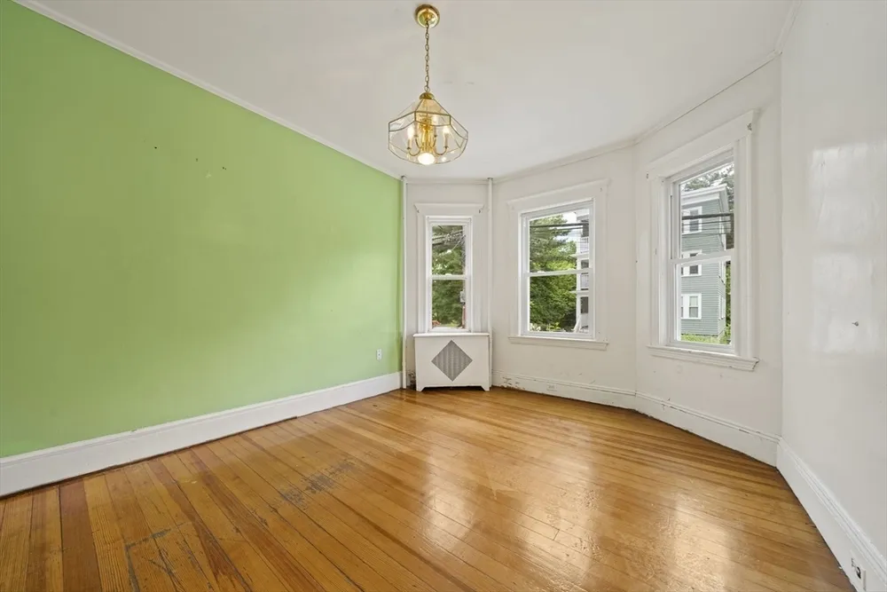117 Williams St, Boston, MA 02130