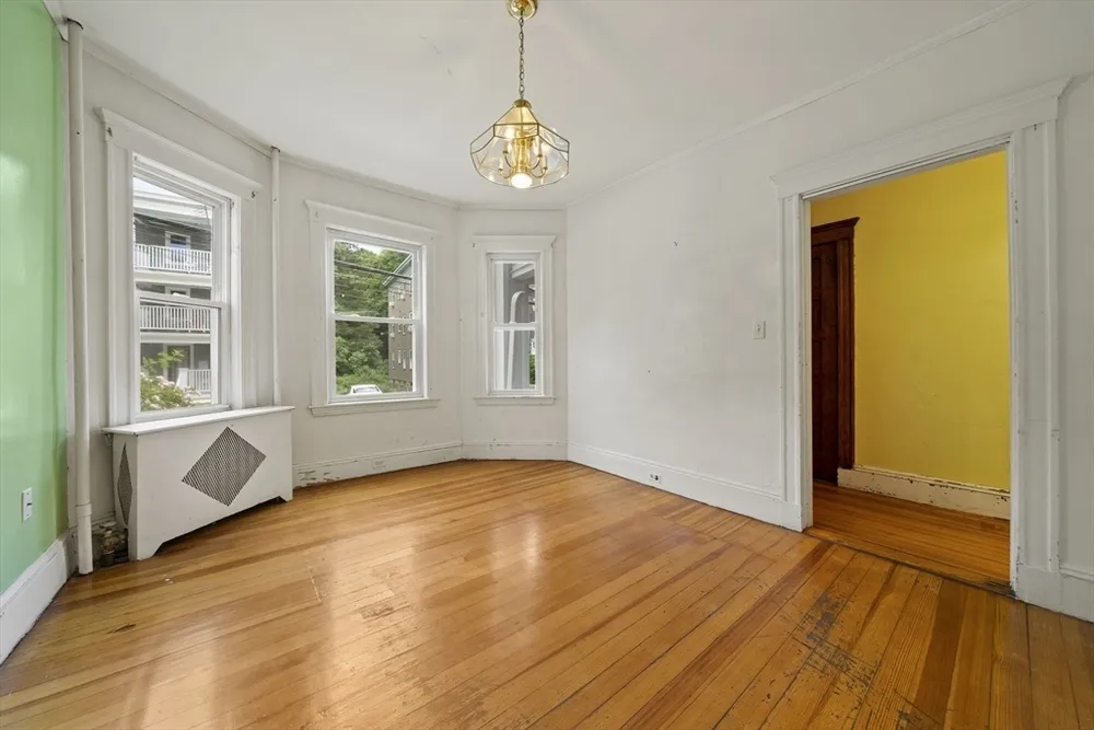 117 Williams St, Boston, MA 02130