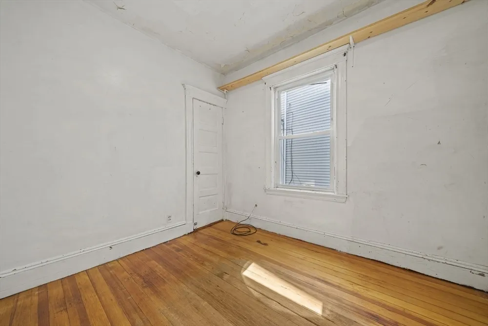 117 Williams St, Boston, MA 02130