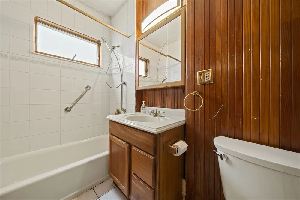 117 Williams St, Boston, MA 02130