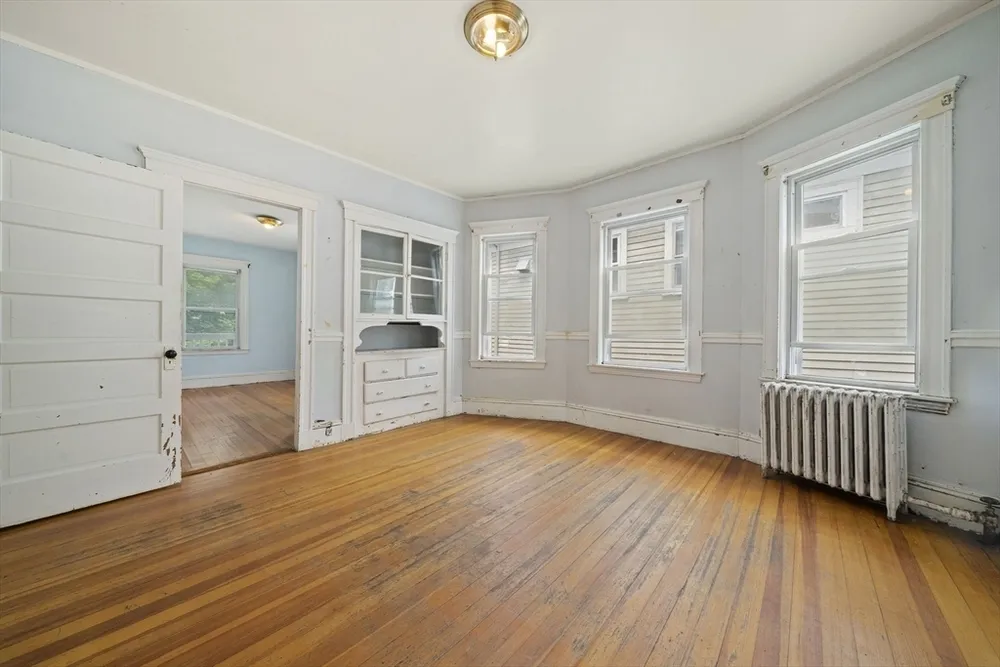 117 Williams St, Boston, MA 02130