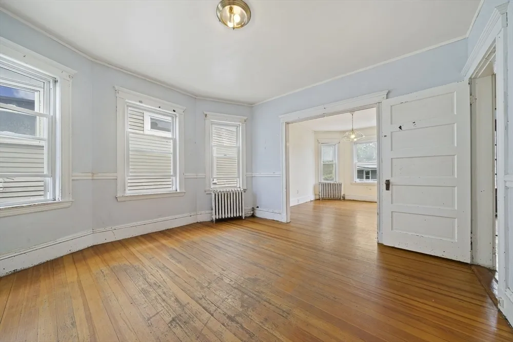 117 Williams St, Boston, MA 02130