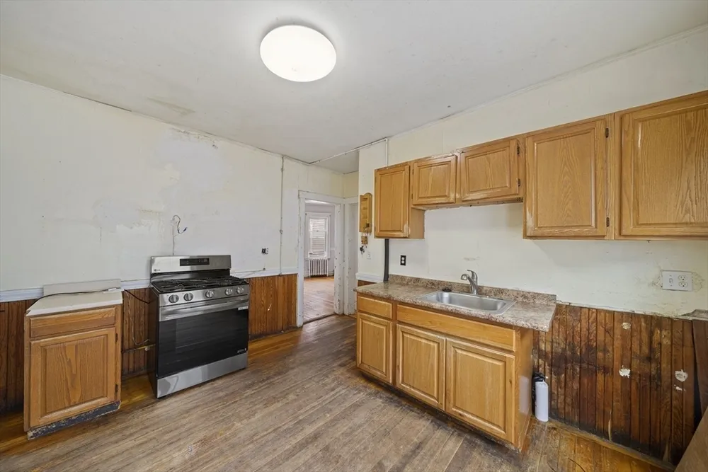 117 Williams St, Boston, MA 02130