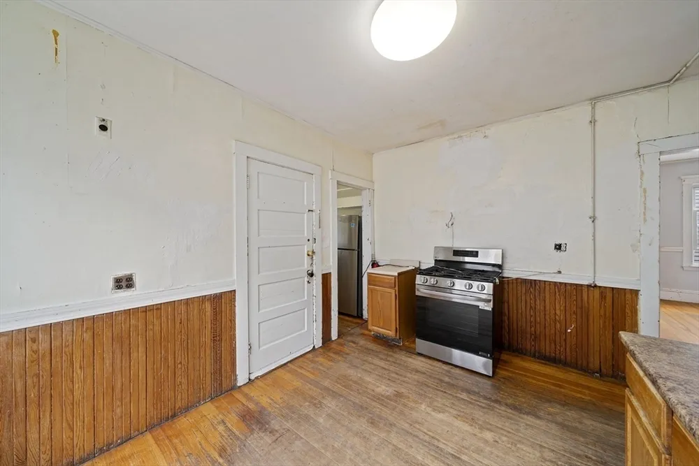 117 Williams St, Boston, MA 02130