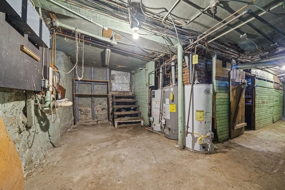 117 Williams St, Boston, MA 02130