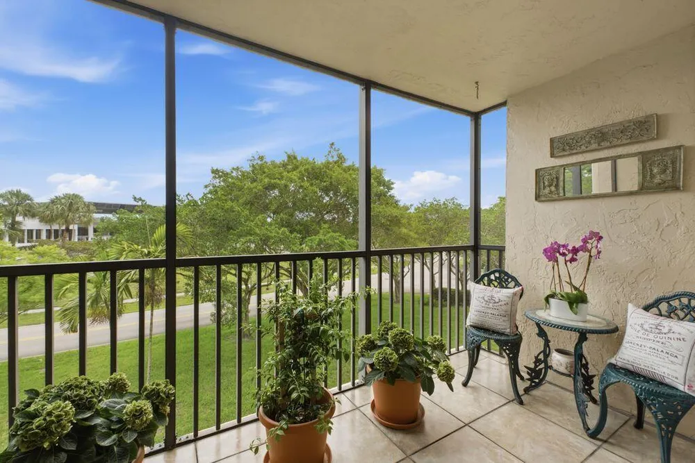 3801 Environ Blvd, Lauderhill, FL 33319