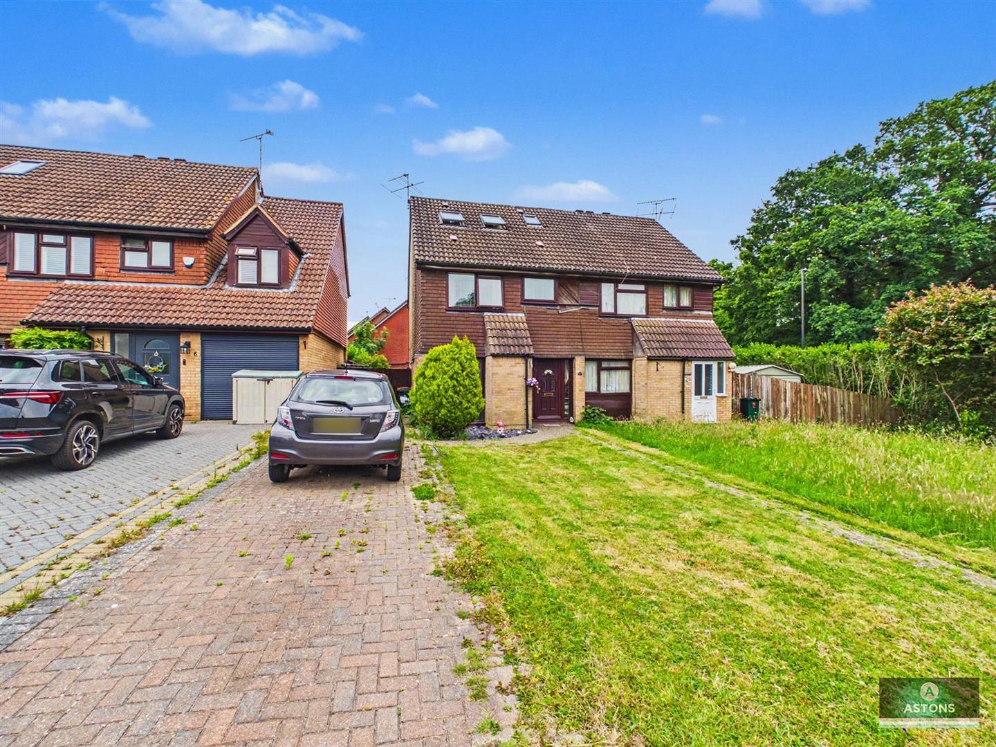 Capsey Road, Ifield West Image 1