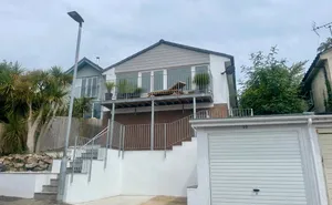 Pellew Way, Teignmouth, Devon, TQ14 photo
